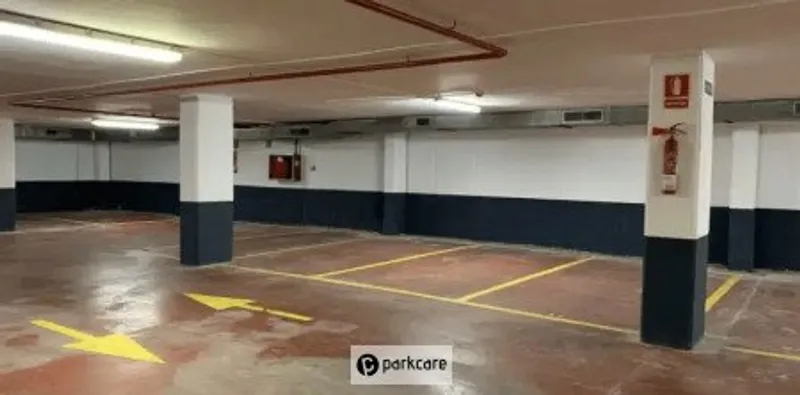 Parking Geminis Valet - Indoor imagen 2