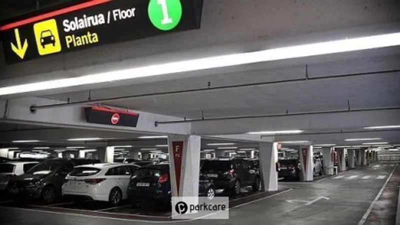 Plazas de parking interiores Parking Aeropuerto Bilbao P1
