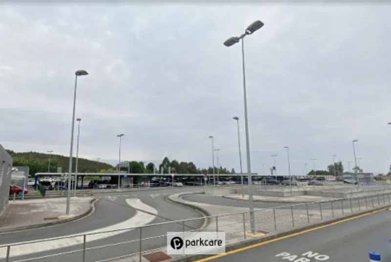 Entrada del Parking Aeropuerto Coruña P1